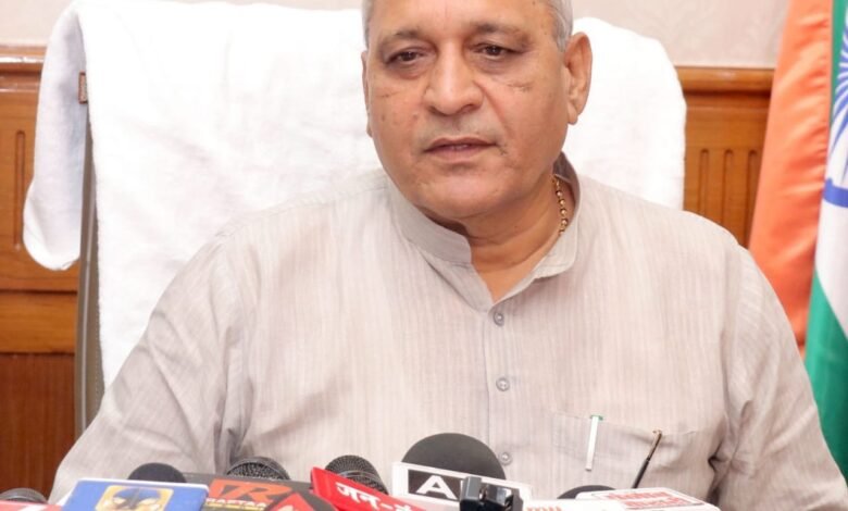 हरियाणा, चंडीगढ़: अधिकारी आमजन की समस्याओं को प्राथमिकता के आधार पर हल करें: रणबीर गंगवा