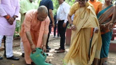 सोशल मीडिया पर फेक अकाउंट बनाकर जातीय संघर्ष फैलाने का हो रहा प्रयास : योगी आदित्यनाथ, मुख्यमंत्री ने विभिन्न संस्मरणों के जरिए जनजातीय समाज से अपने जुड़ाव को रखा सामने