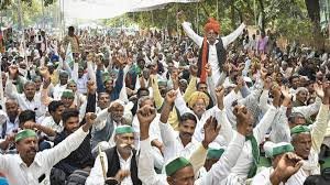 उत्तर प्रदेश, नोएडा: डाढ़ा के 104 किसानों को आबादी भूखंड मिले