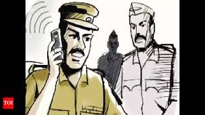 उत्तर प्रदेश, नोएडा: शिकायतों के समाधान से 50% लोग नाखुश, 18 अफसरों का वेतन रुका