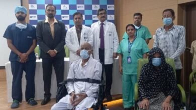 उत्तर प्रदेश, नोएडा: नोएडा में डॉक्टरों ने दुर्लभ सर्जरी कर किडनी ट्रांसप्लांट किया