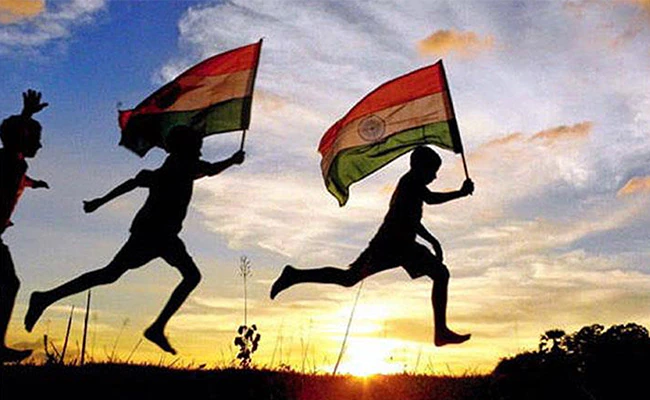 नई दिल्ली: राष्ट्रीय ध्वज प्रश्नोत्तरी जीतो, खेलमंत्री संग सियाचिन जाओ