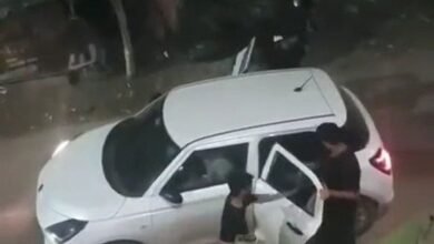 उत्तर प्रदेश, नोएडा: ग्रेटर नोएडा में सिगरेट को लेकर बवाल
