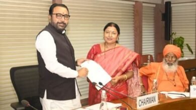नई दिल्ली: 200 अरब डॉलर के लक्ष्य की ओर तेजी से बढ़ रहा है आयुष उद्योग : जाधव 