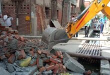 उत्तर प्रदेश, नोएडा: नोएडा प्राधिकरण ने अवैध निर्माण किया ध्वस्त