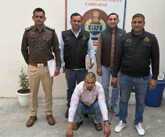 Faridabad murder, waiter murder case, weapon supplier arrested, DLF crime branch