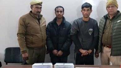 Noida shop theft case, Noida police arrest thieves,