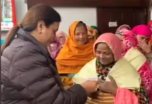 women sanitation workers Delhi, Patparganj ward news, Renu Chaudhary