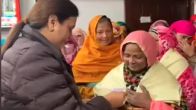 women sanitation workers Delhi, Patparganj ward news, Renu Chaudhary