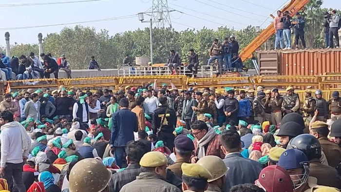 उत्तर प्रदेश, नोएडा: बोड़ाकी के किसानों को गांव के पास ही बसाने का मिला आश्वासन