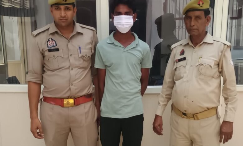 उत्तर प्रदेश, नोएडा: ग्रेटर नोएडा में महिला की हत्या मामले में युवक गिरफ्तार