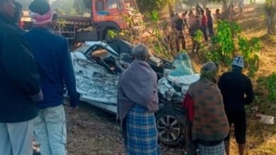 Jashpur accident NH43, car trailer collision Jashpur, five youths dead accident