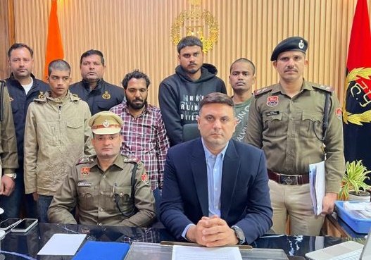 Faridabad robbery news, armed robbery Faridabad, police arrest robbery case