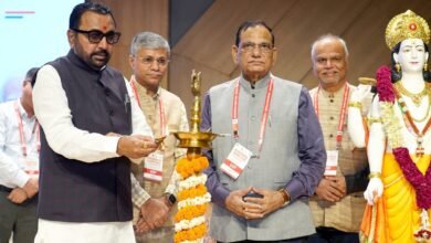 नई दिल्ली: आधुनिक स्वास्थ्य प्रणालियों के साथ 'आयुष' के एकीकरण में जुटी सरकार 