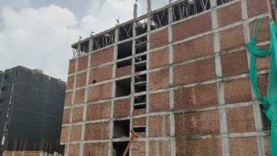उत्तर प्रदेश, नोएडा: 28 लोगों पर मुकदमा दर्ज,शाहपुर गोवर्धन गांव में जमीन पर किया था अवैध निर्माण, भेजे जा चुके हैं नोटिस