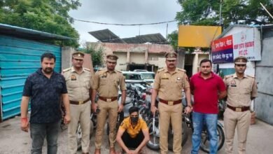 उत्तर प्रदेश, नोएडा: दो लोगों ने नोएडा एनसीआर में चोरी किए 100 वाहन