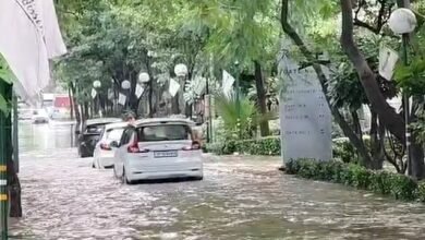 उत्तर प्रदेश, नोएडा: बारिश में बदहाल हुई सड़कों को ठीक करेगा ग्रेनो प्राधिकरण