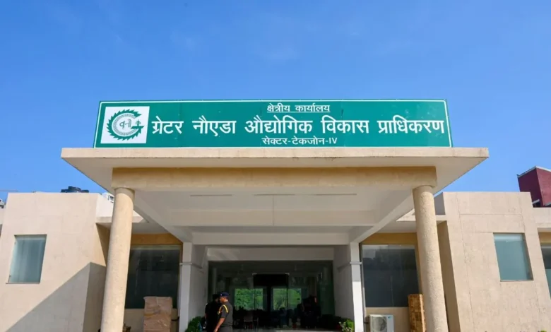 उत्तर प्रदेश, नोएडा: नोएडा प्राधिकरण ने स्पोर्ट्स सिटी परियोजना के 62 सबलीज धारकों को जारी किया नोटिस, अभी भी 11,642 करोड़ रुपये बकाया