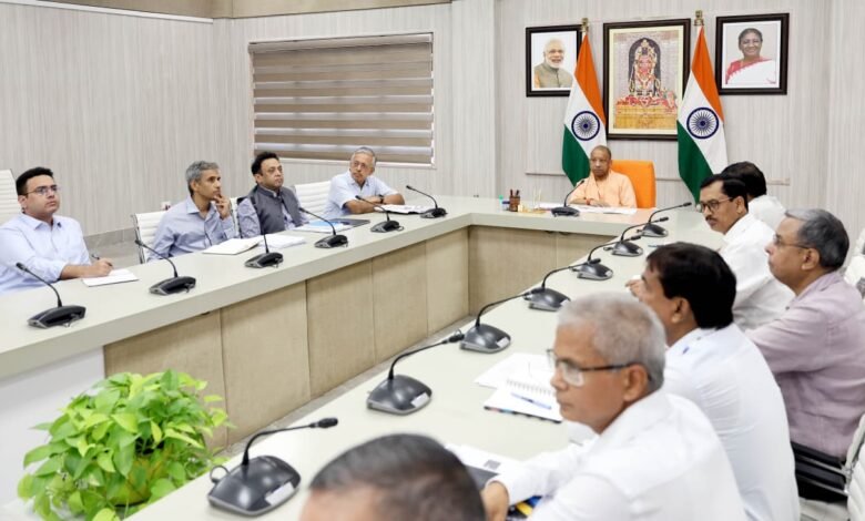 - बोले मुख्यमंत्री- 100 वर्ग मीटर से बड़े सभी भवनों में रेन वाटर हार्वेस्टिंग अनिवार्य करें