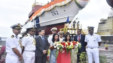 नई दिल्ली: आईसीजी को मिले 'अजित' व 'अपराजित', बढ़ेगी समुद्री ताकत 