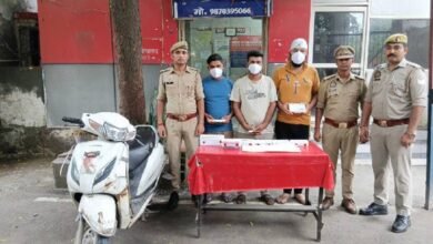 उत्तर प्रदेश, नोएडा: ब्रेजा कार चोरी करने वाले 3 बदमाश गिरफ्तार