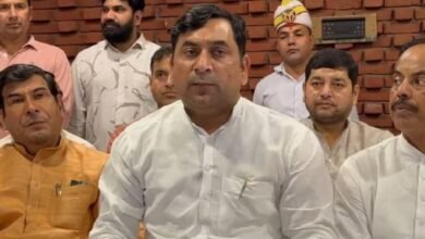 उत्तर प्रदेश, नोएडा: ऊर्जा मंत्री सोमेंद्र तोमर नोएडा स्वदेशी मेला पहुंचे