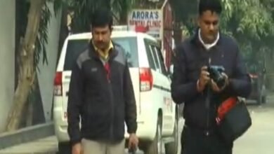 Ashok Vihar stabbing, Delhi crime news, knife attack