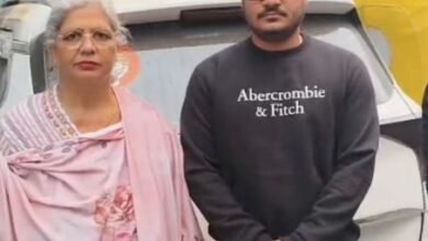 Delhi car burning news, Humayunpur crime news, vehicle arson