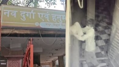 Delhi temple theft news, Mayur Vihar crime, Hanuman Mandir theft,