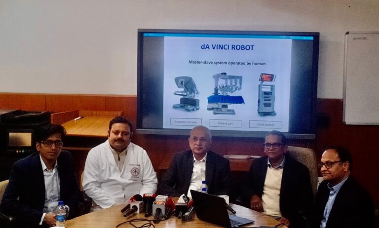 AIIMS Delhi: 1000 से अधिक मरीजों की निशुल्क रोबोटिक सर्जरी कर एम्स ने रचा इतिहास
