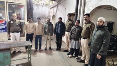 Turkman Gate violence,Stone pelting Delhi,Faiz e Ilahi mosque incident