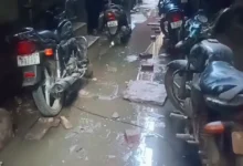 Mandawali sewer problem, Delhi sewer overflow, East Delhi civic issues