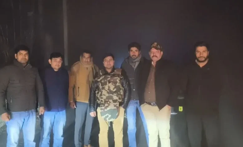 Delhi police encounter, Lawrence Bishnoi gang news, gangsters arrested