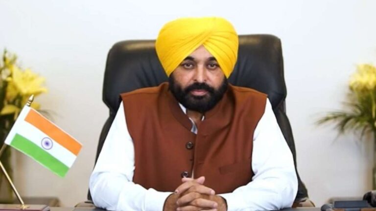 Punjab : सरकार प्रसूति स्वास्थ्य देखभाल में लाई क्रांति, हर महीने 20,000 गर्भवती महिलाएं आम आदमी क्लीनिकों से ले रही हैं लाभ