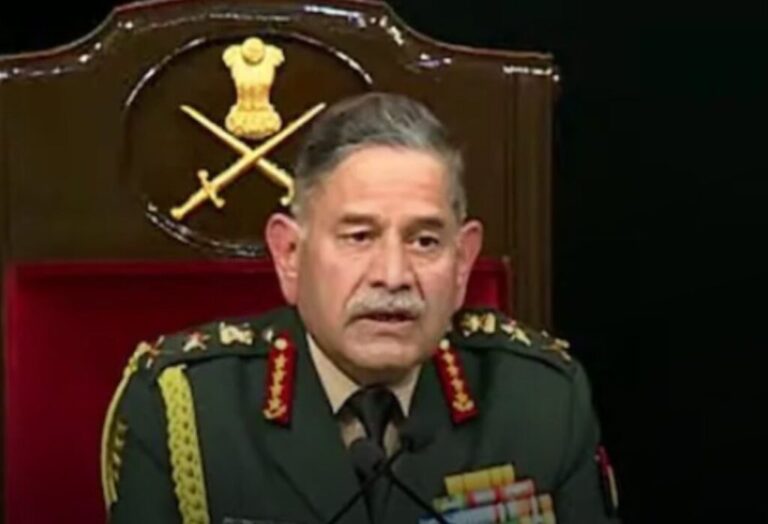 Operation Sindoor: पाक को दो टूक चेतावनी, ‘ऑपरेशन सिंदूर’ जारी, परमाणु धमकियों का भ्रम टूटा – सेना प्रमुख