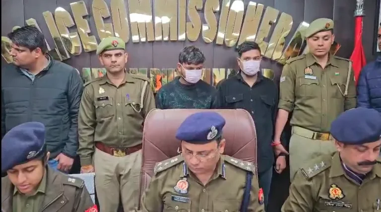 Noida police arrest, loot gang busted