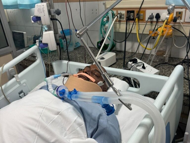 Jewar accident: जेवर में अज्ञात ट्रैक्टर की टक्कर से दो बाइक सवार गंभीर घायल, एक की हालत नाजुक
