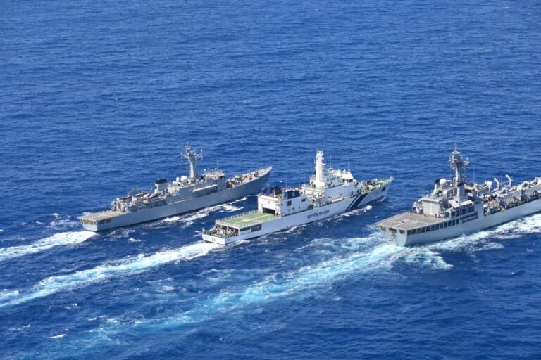  Indian Navy training: भारतीय नौसेना का प्रथम प्रशिक्षण स्क्वाड्रन दक्षिण पूर्व एशिया के लिए रवाना, सिंगापुर और थाईलैंड समेत प्रमुख बंदरगाहों का दौरा