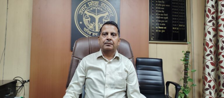 Noida Ola Uber: नोएडा में ओला-उबर समेत ई-कॉमर्स कंपनियों के काफिले में बड़ा बदलाव, पुराने पेट्रोल-डीजल वाहनों की होगी छुट्टी