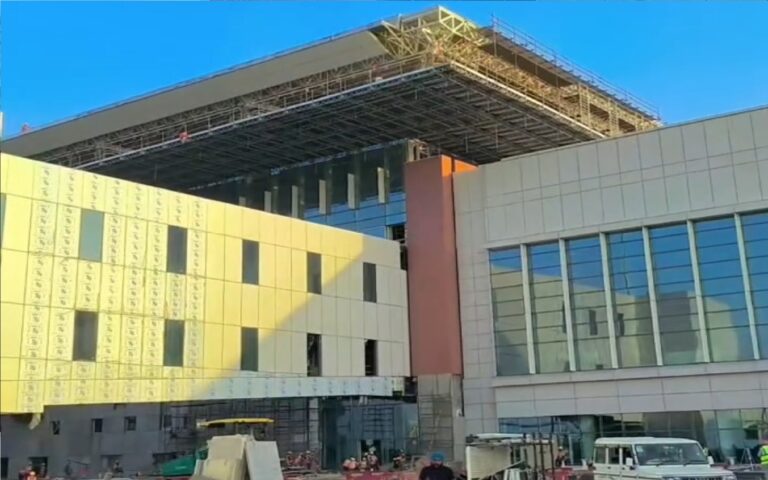 Jewar Airport: नोएडा इंटरनेशनल एयरपोर्ट विस्तार के लिए चार गांवों में जमीन अधिग्रहण का अवार्ड घोषित, 20 जनवरी को किसानों को मुआवजे की जानकारी