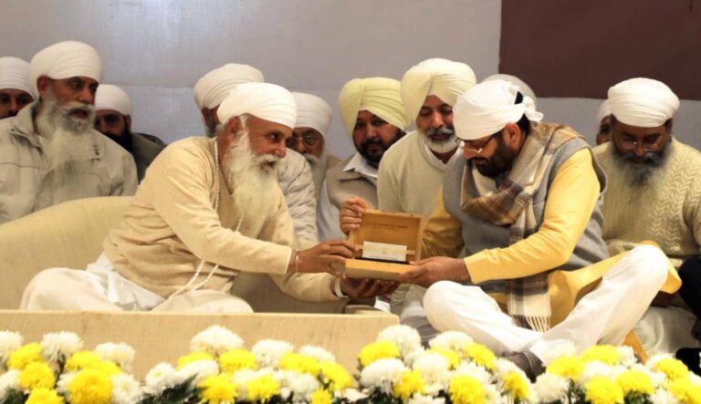 Haryana: नामधारी सिखों के बलिदान हमेशा रहेंगे स्मरणीय – नायब सिंह सैनी