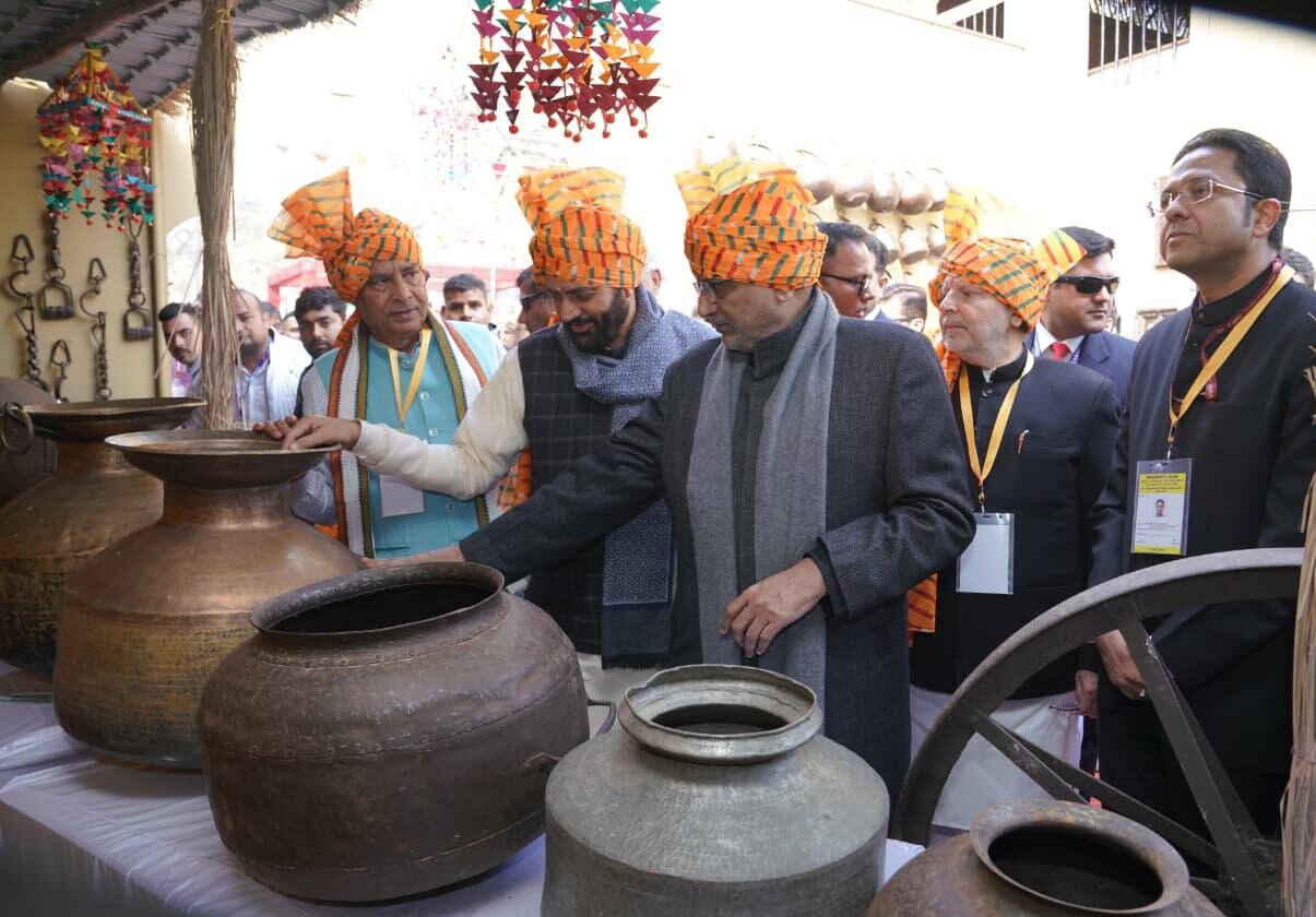 Surajkund Craft Mela 2026: सूरजकुंड में 39वें सूरजकुंड अंतर्राष्ट्रीय आत्मनिर्भर शिल्प मेले का भव्य आगाज Surajkund Craft Mela 2026: सूरजकुंड में 39वें सूरजकुंड अंतर्राष्ट्रीय आत्मनिर्भर शिल्प मेले का भव्य आगाज