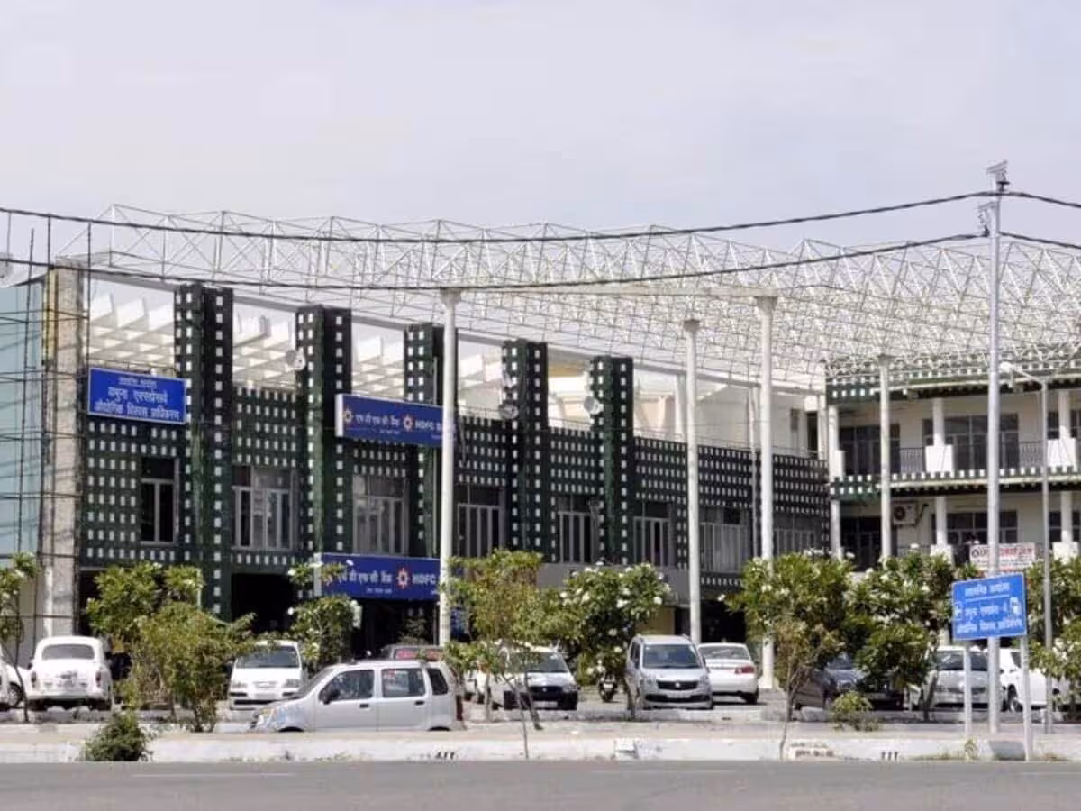 Noida: नोएडा जापानी सिटी में निवेश बढ़ाने को कंपनियों ने दिखाई रुचि, जेट्रो के साथ बैठक में चर्चा Noida: नोएडा जापानी सिटी में निवेश बढ़ाने को कंपनियों ने दिखाई रुचि, जेट्रो के साथ बैठक में चर्चा