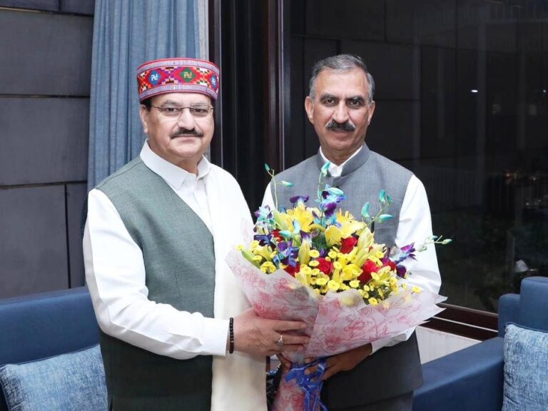 Himachal: मुख्यमंत्री ठाकुर सुखविन्द्र सिंह सुक्खू ने केन्द्रीय स्वास्थ्य मंत्री जगत प्रकाश नड्डा से की मुलाकात, हिमाचल के विकास और स्वास्थ्य परियोजनाओं पर हुई चर्चा