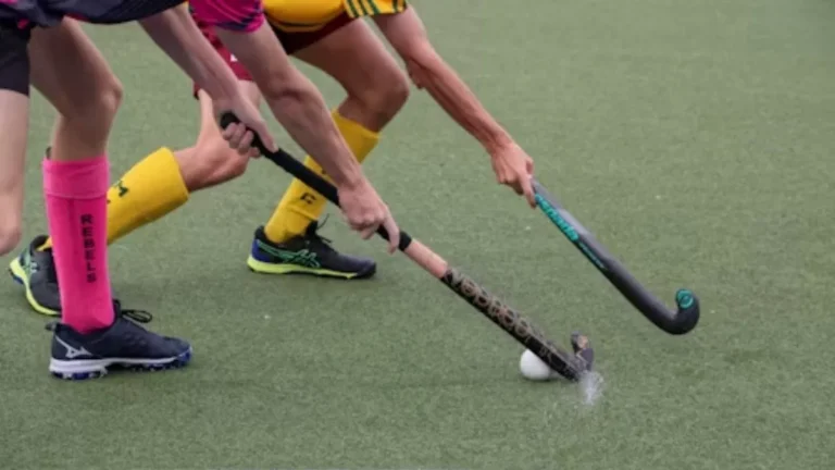 International Hockey Stadium: अंतरराष्ट्रीय मानकों पर जगमगाएगा ग्रेटर नोएडा का हॉकी स्टेडियम