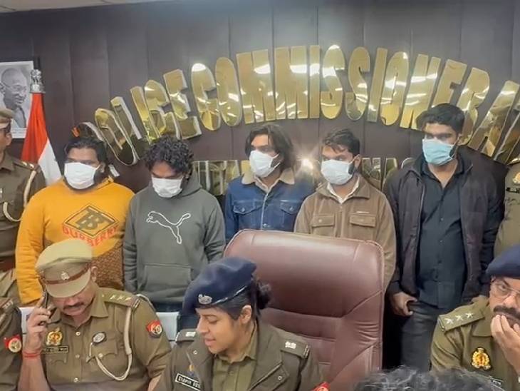 Noida job fraud: एमएनसी में नौकरी का झांसा देकर 300 युवाओं से ठगी, नोएडा पुलिस ने फर्जी कॉल सेंटर का भंडाफोड़ कर 5 को किया गिरफ्तार