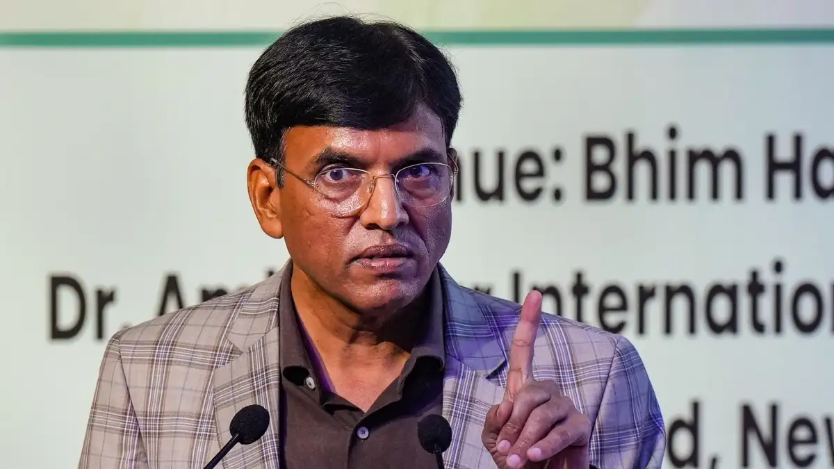 Noida: बुद्ध इंटरनेशनल सर्किट का खेल मंत्री ने लिया जायजा Noida: बुद्ध इंटरनेशनल सर्किट का खेल मंत्री ने लिया जायजा