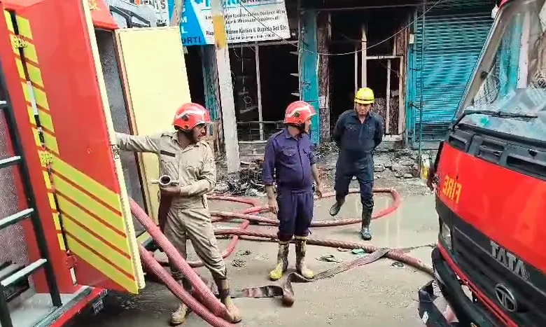 Delhi fire news, Seelampur building fire, Old Seelampur blaze