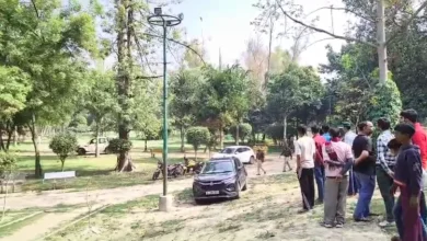 East Delhi murder news, Loco Chaudhary killed, Knife attack Sanjay Jheel,