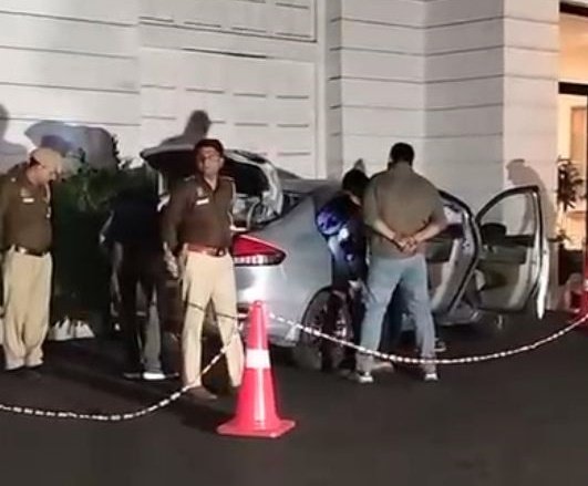 Lawrence Bishnoi lawyer firing, ISBT Kashmiri Gate shooting,